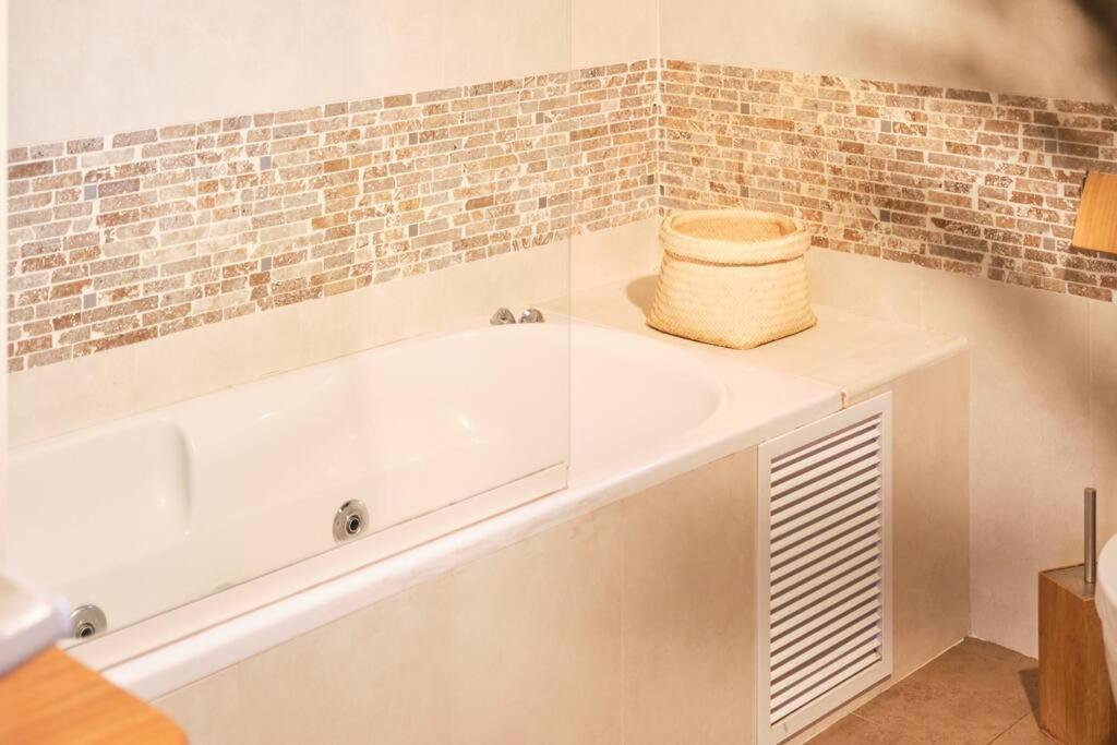 Atico Duplex Garaje Y Wifi Gratis Panticosa Appartement Buitenkant foto