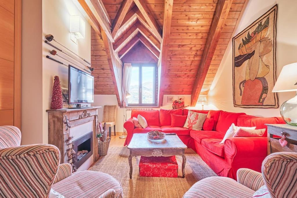 Atico Duplex Garaje Y Wifi Gratis Panticosa Appartement Buitenkant foto