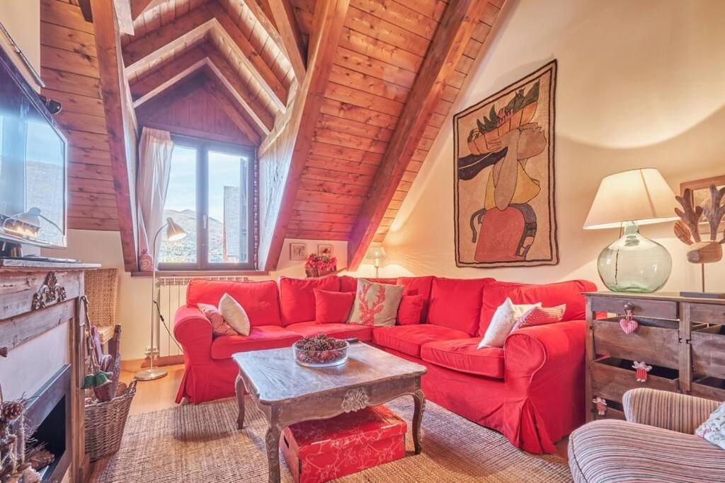 Atico Duplex Garaje Y Wifi Gratis Panticosa Appartement Buitenkant foto